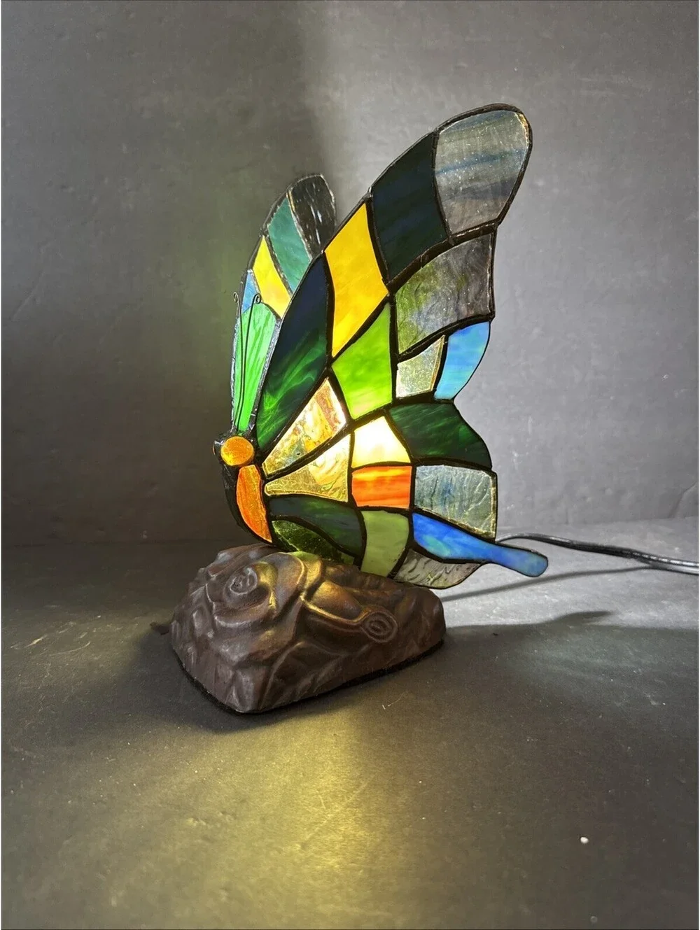 Tiffany Style Butterfly Accent Table Lamp Night Light 9.5” Tall Stained Glass